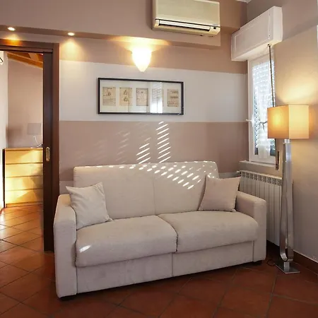 Skyline In Citta Studi A 1 Minuto Dal Metro Con Terrazzo Wi-fi E Netflix Daire