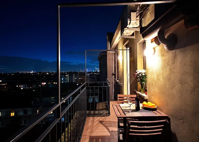 Skyline In Citta Studi A 1 Minuto Dal Metro Con Terrazzo Wi-fi E Netflix * ミラノ